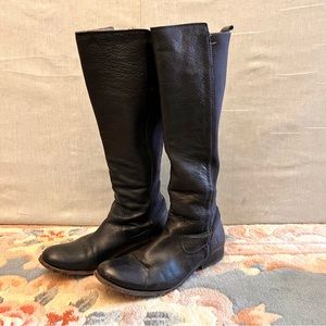FRYE Black, Tall, Low Heel, Pull-In, Riding Boots with Elastic Panels - Size 9.5